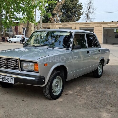 LADA (VAZ) 2107 2010, 95,000 km - 1.7 л - Tovuz