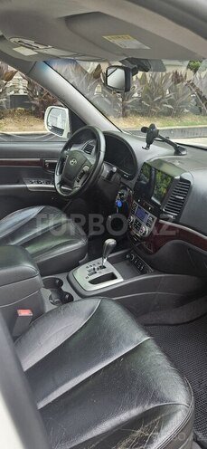 Hyundai Santa Fe-9