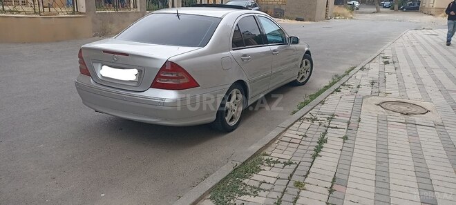 Mercedes C 200 2002, 320,320 km - 2.0 l - Bakı
