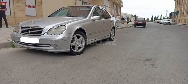 Mercedes C 200 2002, 320,320 km - 2.0 l - Bakı