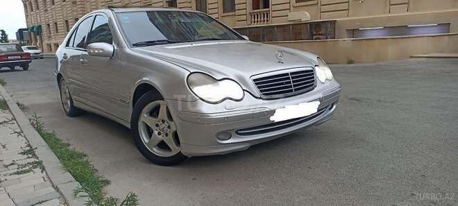 Mercedes C 200 2002, 320,320 km - 2.0 l - Bakı