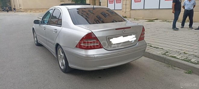 Mercedes C 200 2002, 320,320 km - 2.0 l - Bakı