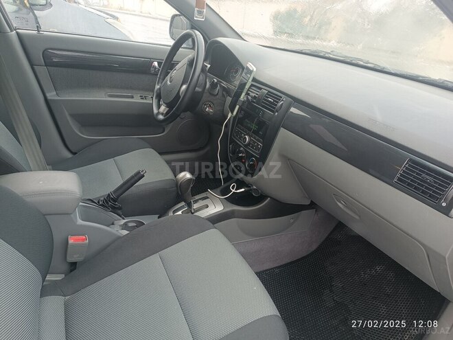 Chevrolet Lacetti-3