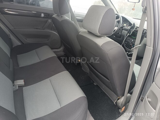 Chevrolet Lacetti-7
