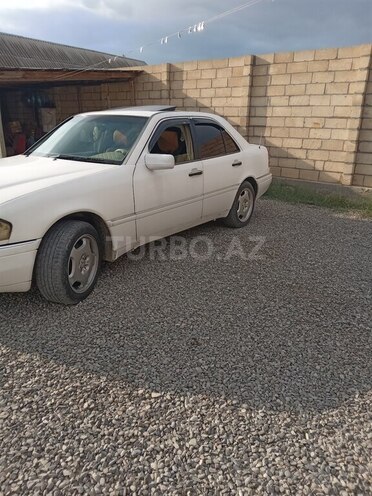 Mercedes C 280 1996, 250,000 km - 2.8 l - Kürdəmir