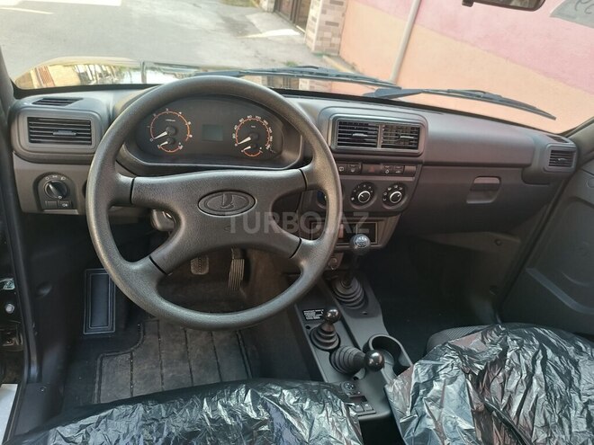 LADA (VAZ) Niva-3