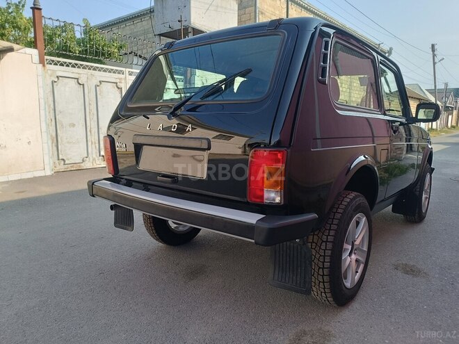 LADA (VAZ) Niva-6
