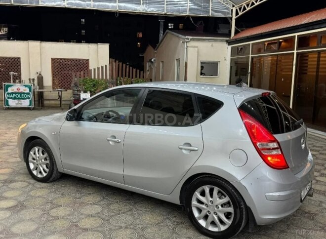 Hyundai i30 2009, 255,000 km - 2.0 l - Siyəzən