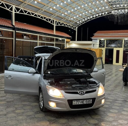 Hyundai i30 2009, 255,000 km - 2.0 l - Siyəzən