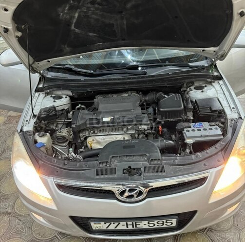 Hyundai i30 2009, 255,000 km - 2.0 l - Siyəzən