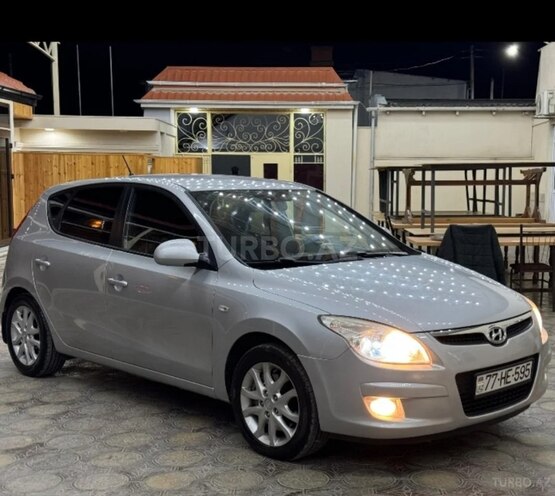 Hyundai i30 2009, 255,000 km - 2.0 l - Siyəzən