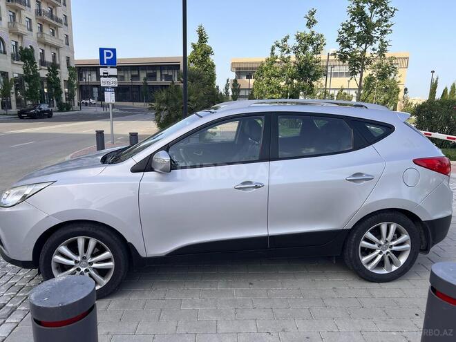 Hyundai ix35 2011, 141,368 km - 2.4 л - Bakı