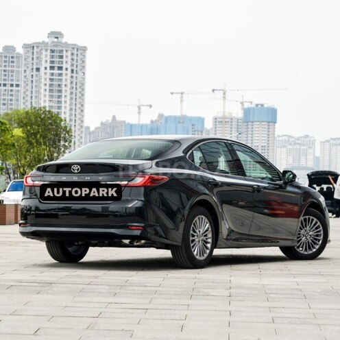 Toyota Camry-6