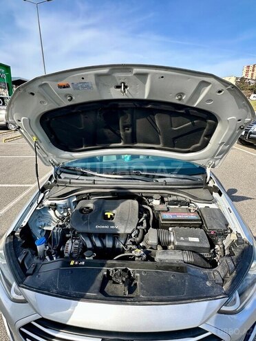 Hyundai Elantra 2017, 150,000 km - 2.0 l - Bakı