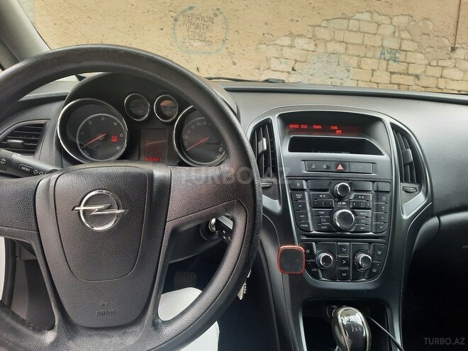 Opel Astra 2011, 355,000 km - 1.7 l - Bakı