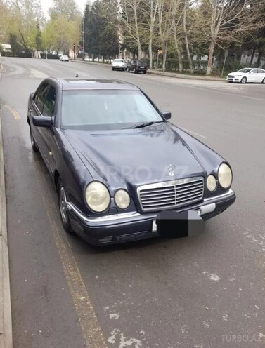 Mercedes E 240 1998, 450,000 km - 2.4 l - Gəncə