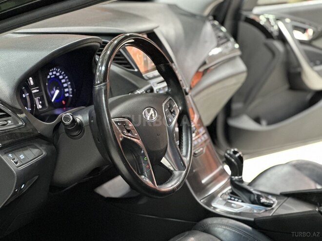 Hyundai Grandeur-9