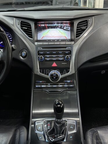 Hyundai Grandeur-17