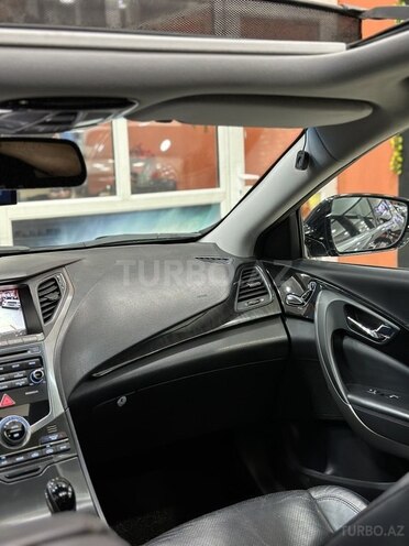 Hyundai Grandeur-16