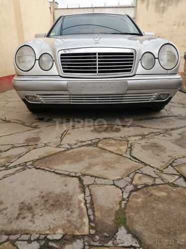 Mercedes E 200 1996, 642,062 km - 2.0 л - Qazax