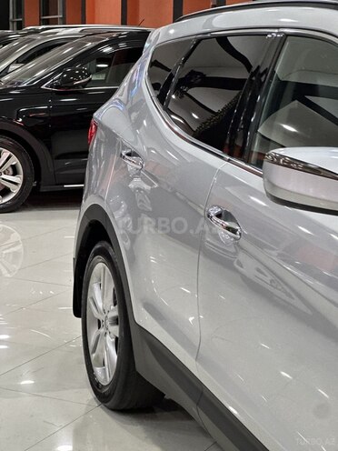 Hyundai Santa Fe-10