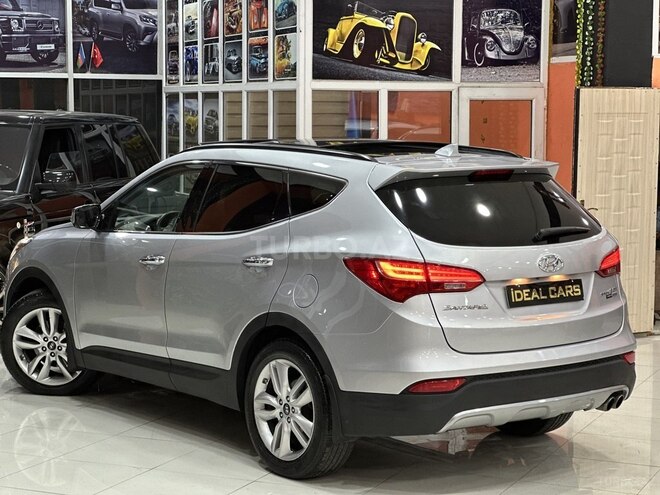 Hyundai Santa Fe-5