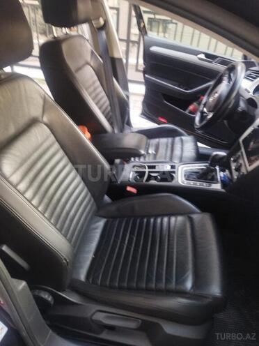 Volkswagen Passat 2017, 270,000 km - 1.8 l - Bakı