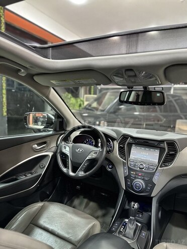 Hyundai Santa Fe-18