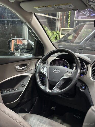 Hyundai Santa Fe-21