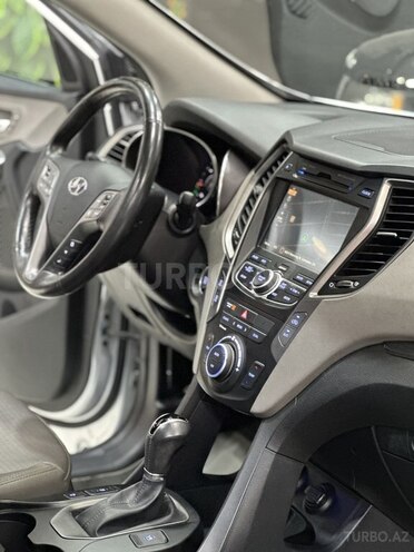 Hyundai Santa Fe-16