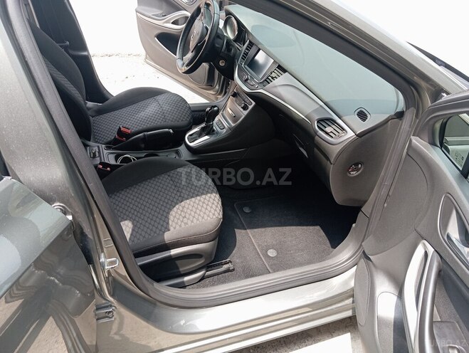 Opel Astra 2019, 201,168 km - 1.6 l - Bakı