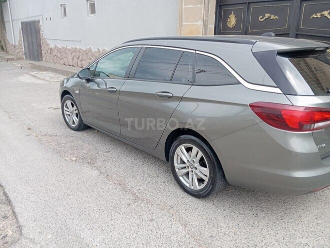 Opel Astra 2019, 201,168 km - 1.6 l - Bakı