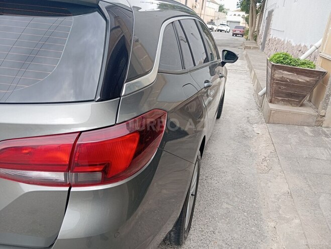 Opel Astra 2019, 201,168 km - 1.6 l - Bakı