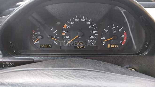 Mercedes C 220 d 2000, 324,000 km - 2.2 l - Bakı