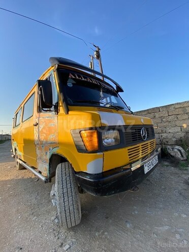 Mercedes 208 D 1994, 321,869 km - 2.5 л - Bakı