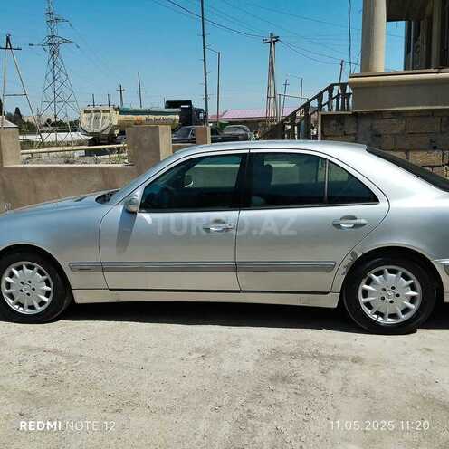 Mercedes E 240 2000, 298,000 km - 2.4 l - Bakı