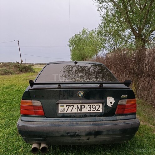 BMW 318 1995, 390,000 km - 1.8 l - Neftçala