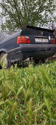 BMW 318 1995, 390,000 km - 1.8 l - Neftçala