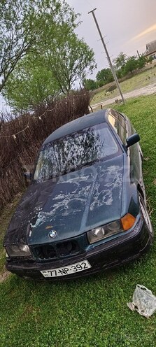 BMW 318 1995, 390,000 km - 1.8 l - Neftçala