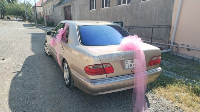 Mercedes E 320 2001, 240,000 km - 3.2 l - Şəmkir