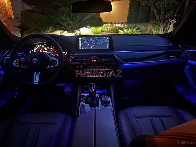 BMW 520-9