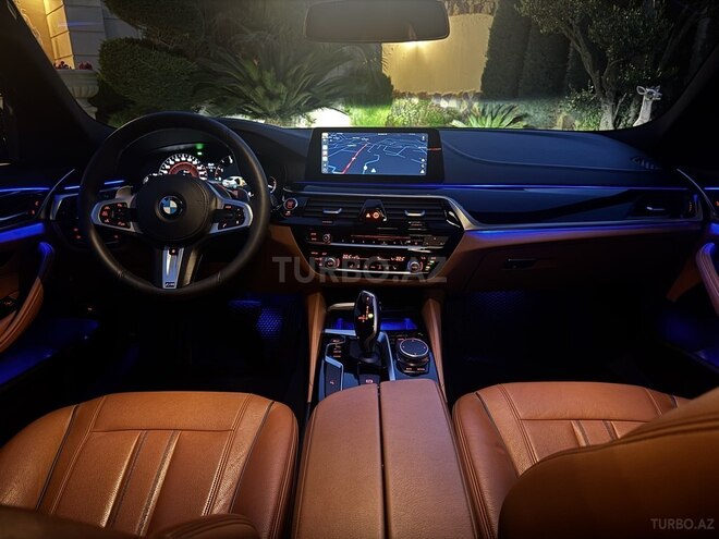 BMW 520-10