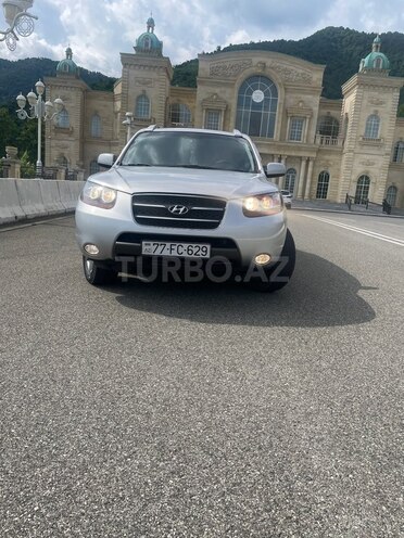 Hyundai Santa Fe-5