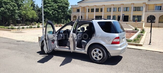 Mercedes ML 320 4MATIC 2002, 300,000 km - 3.2 l - İsmayıllı