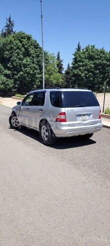Mercedes ML 320 4MATIC 2002, 300,000 km - 3.2 l - İsmayıllı