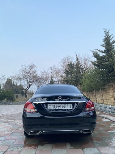 Mercedes  2017, 120,000 km - 2.0 l - Bakı