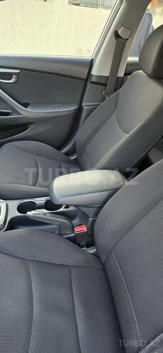 Hyundai Elantra 2015, 138,410 km - 1.8 л - Sumqayıt