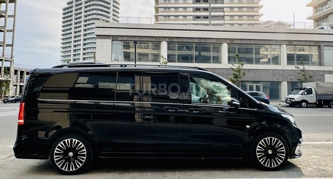 Mercedes V 250-4