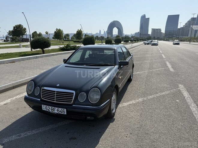 Mercedes E 240 1998, 216,000 km - 2.4 l - Bakı