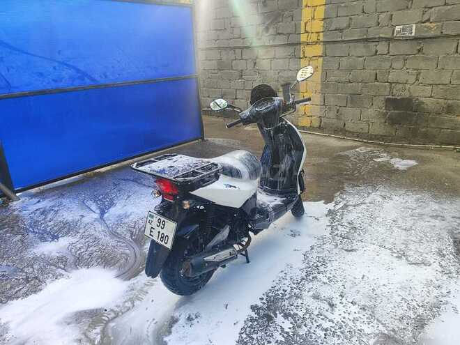 SYM X-PRO-4